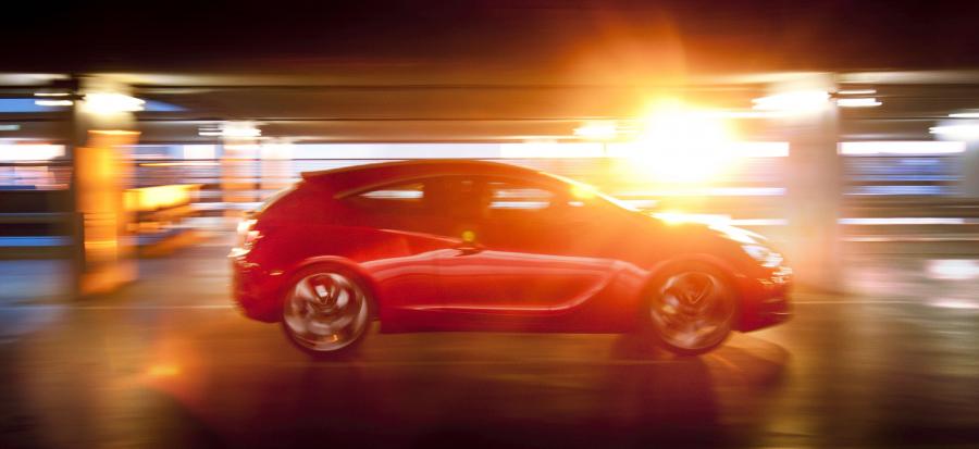  Opel GTC Paris Concept 2010 года  (фото 32 из 51)